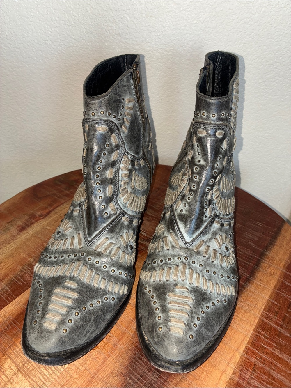 Matisse Ankle Boots Women's 9, Gray Studded Western Lacing, zipper, "Fiesta" euc - Picture 4 of 16